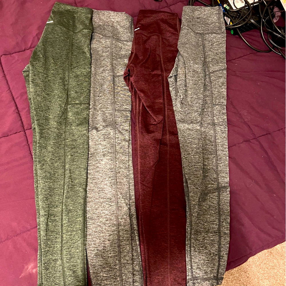 BUNDLE of 4 Women’s/Junior Yoga/Workout Pants👖 ALL are Size:SP, ALL Brand Aerie